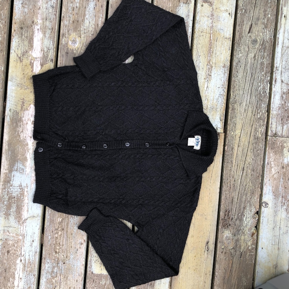 L.L.Bean 100% Alpaca Black Soft Pattern Sweater - image 4